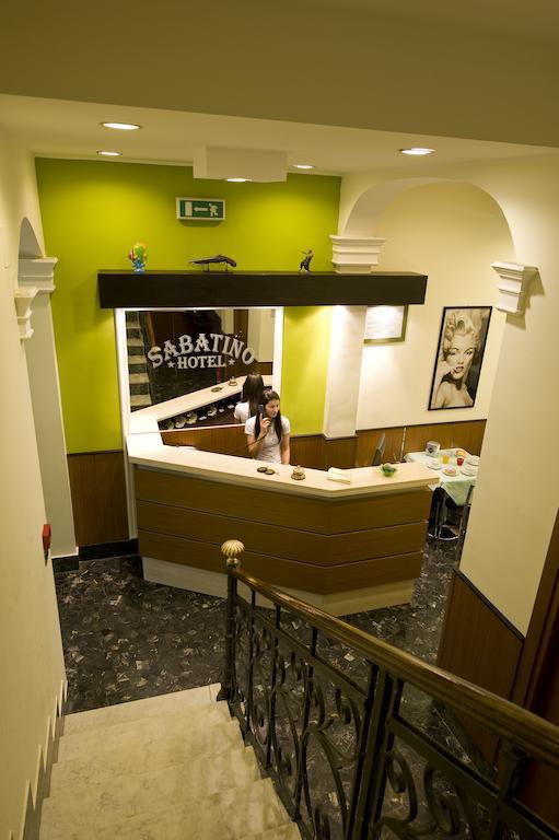 Hotel Sabatino Milan Exterior photo
